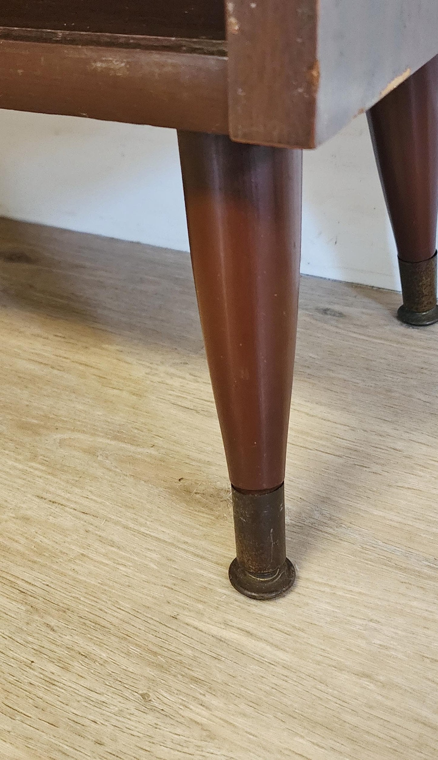 MCM Atomic Floor Shelf | Taper Leg Glass Door Vintage Display Shelf | Retro Bookshelf Cabinet