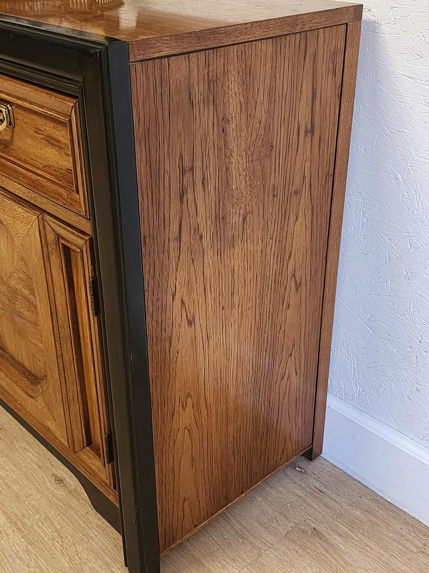 Thomasville Embassy Buffet-Campaign Chinoiserie Solid Wood Server- Vintage Asian Modern Console Cabinet-Ebony Brass Credenza