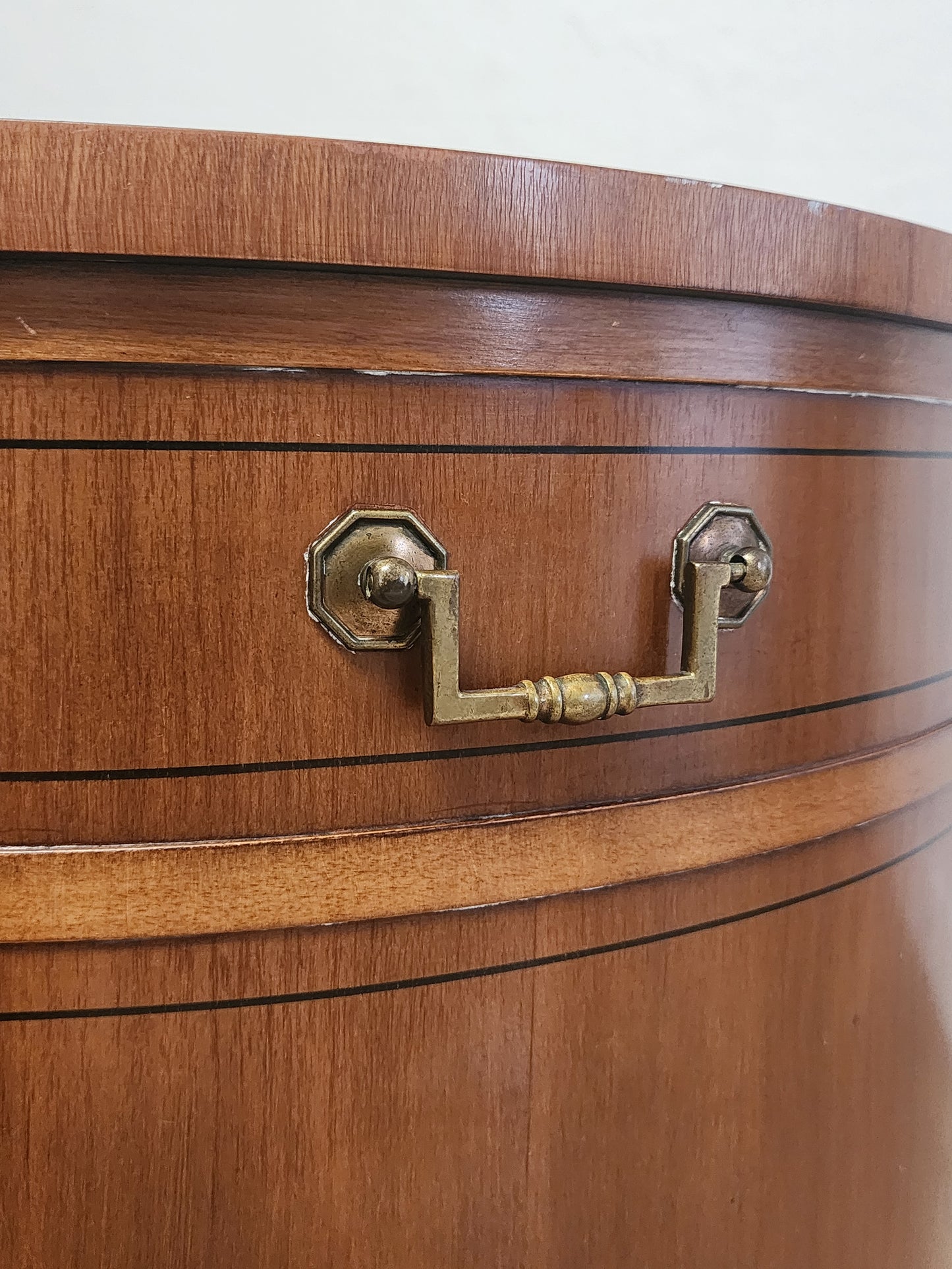 Hekman Vintage Round Drum Table- Open Shelf Single Drawer MCM Hekman Accent Table