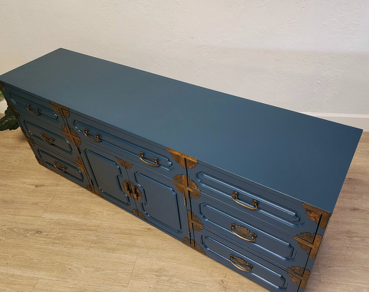 Vintage BLUE Bernhardt Chinoiserie 9 Drawer Campaign Buffet Dresser Media Console-Peacock Blue