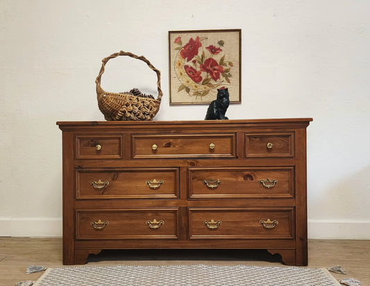 Pennsylvania House Rustic Pine Dresser-Nightstands-Farmhouse Bedroom-Solid Wood Choose Pieces