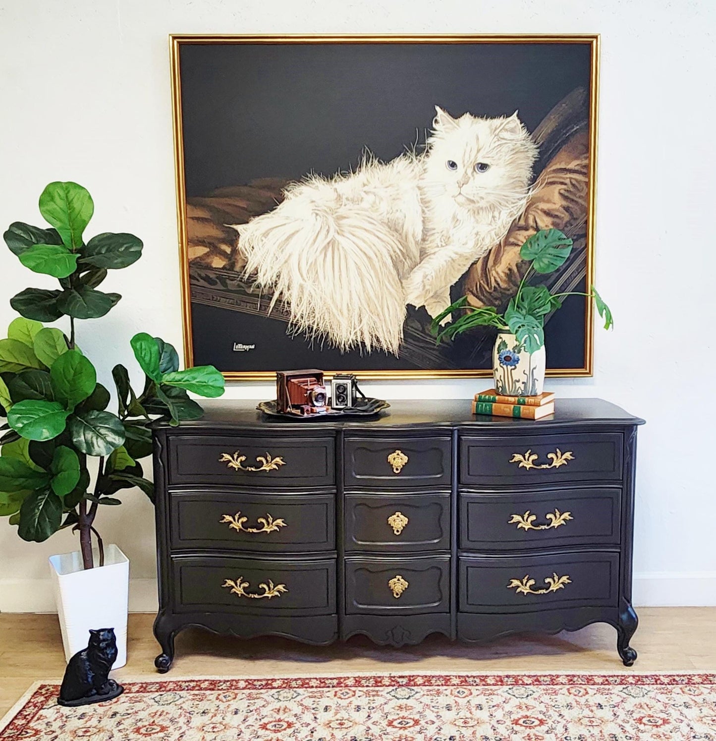 BASSETT French Provincial BLACK Dresser, Buffet, Ornate Solid Wood Refinished 9 Drawer Curvy Console