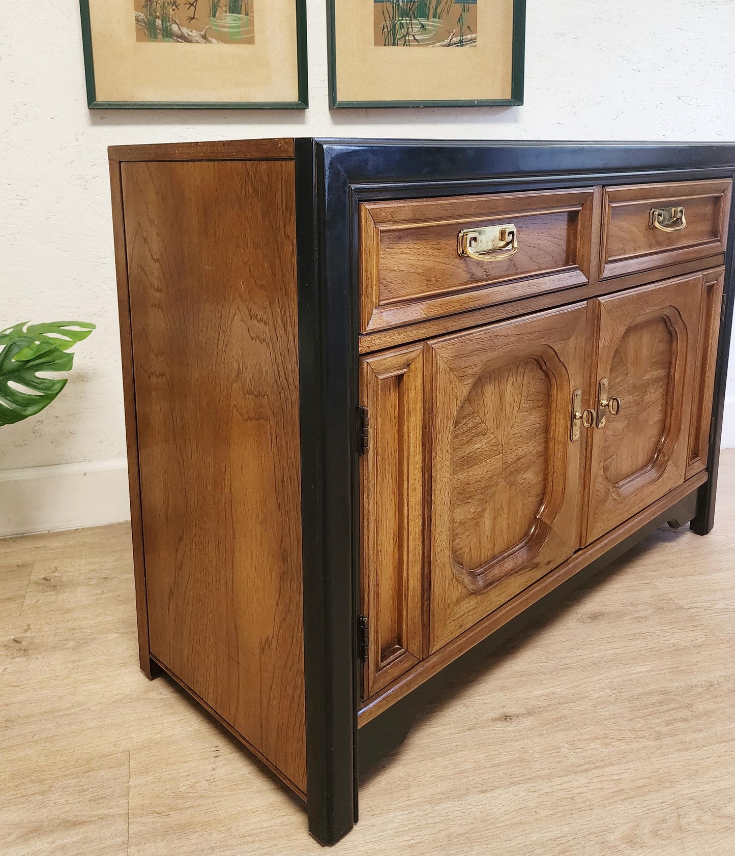 Thomasville Embassy Buffet-Campaign Chinoiserie Solid Wood Server- Vintage Asian Modern Console Cabinet-Ebony Brass Credenza