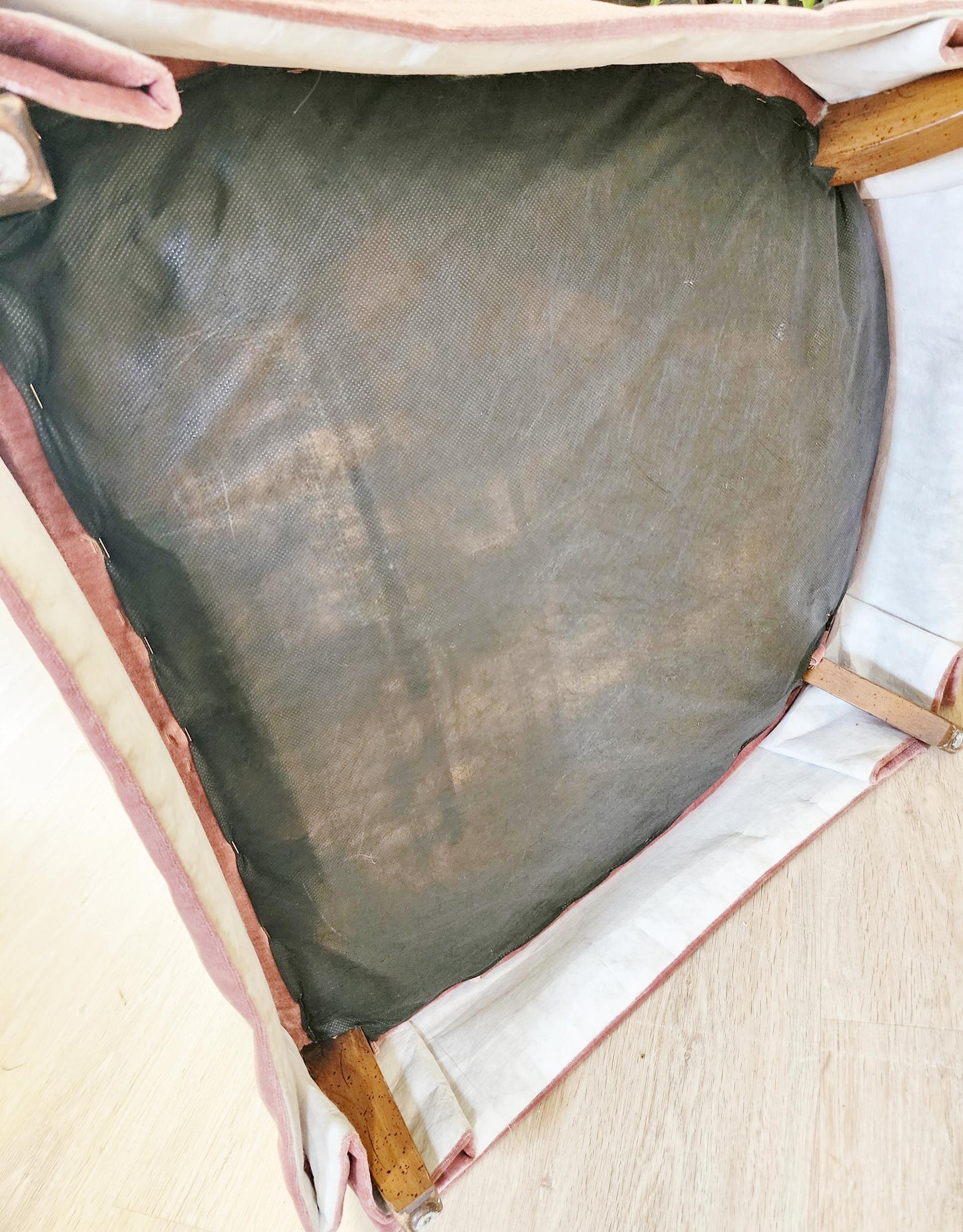 MCM Tall Pink Velvet Armchairs, Set of 2 Mauve Retro Tufted Upholstered Fireside Chairs, Granny Chic Pink Living Room