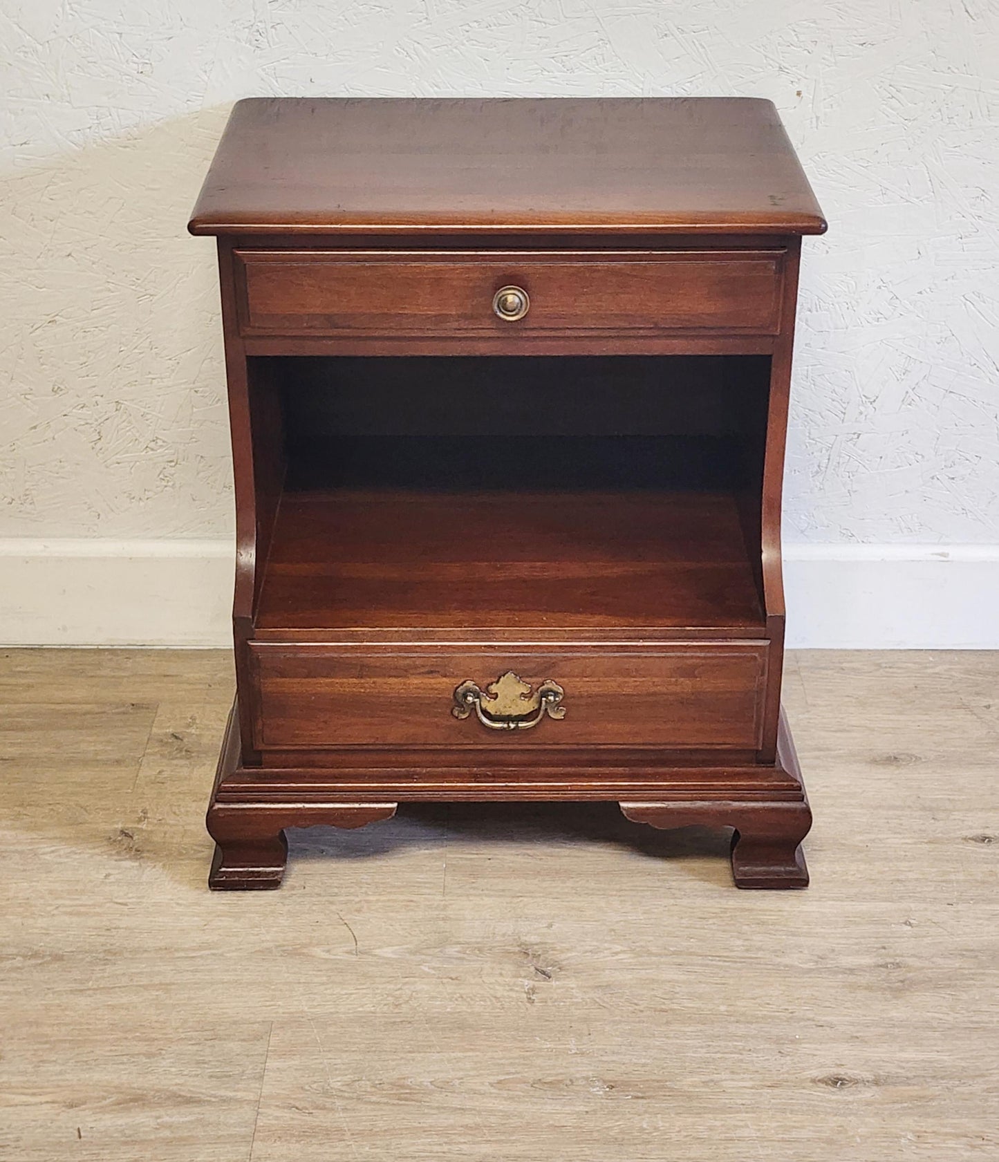 Ethan Allen American Traditional Nightstand Solid Cherry 11-5016 Open Cabinet 2 Drawer Classic End Table