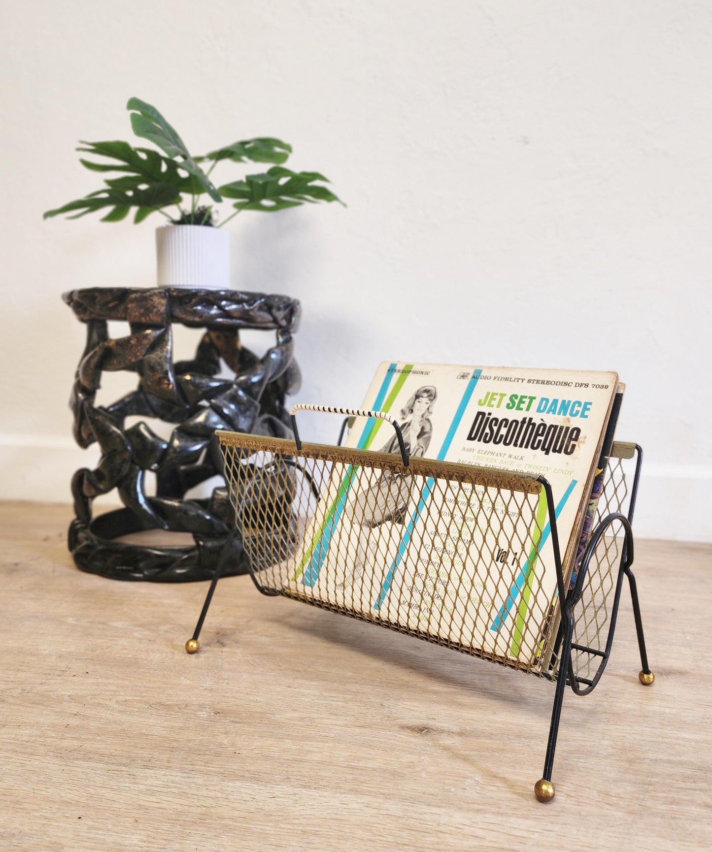 Vintage Gold Mesh Magazine Rack-MCM Black Gilt Wire Ball Foot Floor Basket-Retro Vinyl Album Storage Holder