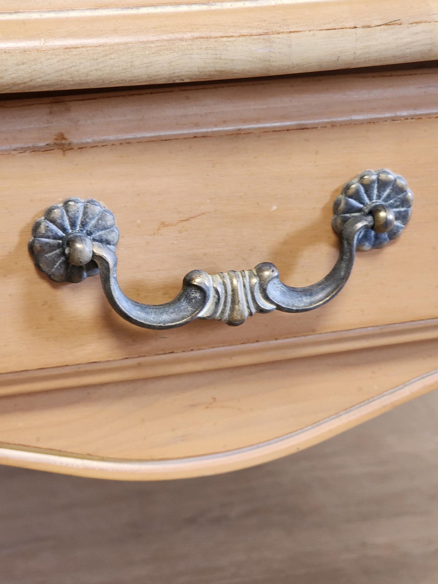 Ethan Allen Bisque Country French One Drawer End Table-Farmhouse Ethan Allen Nightstand 26-8303-270
