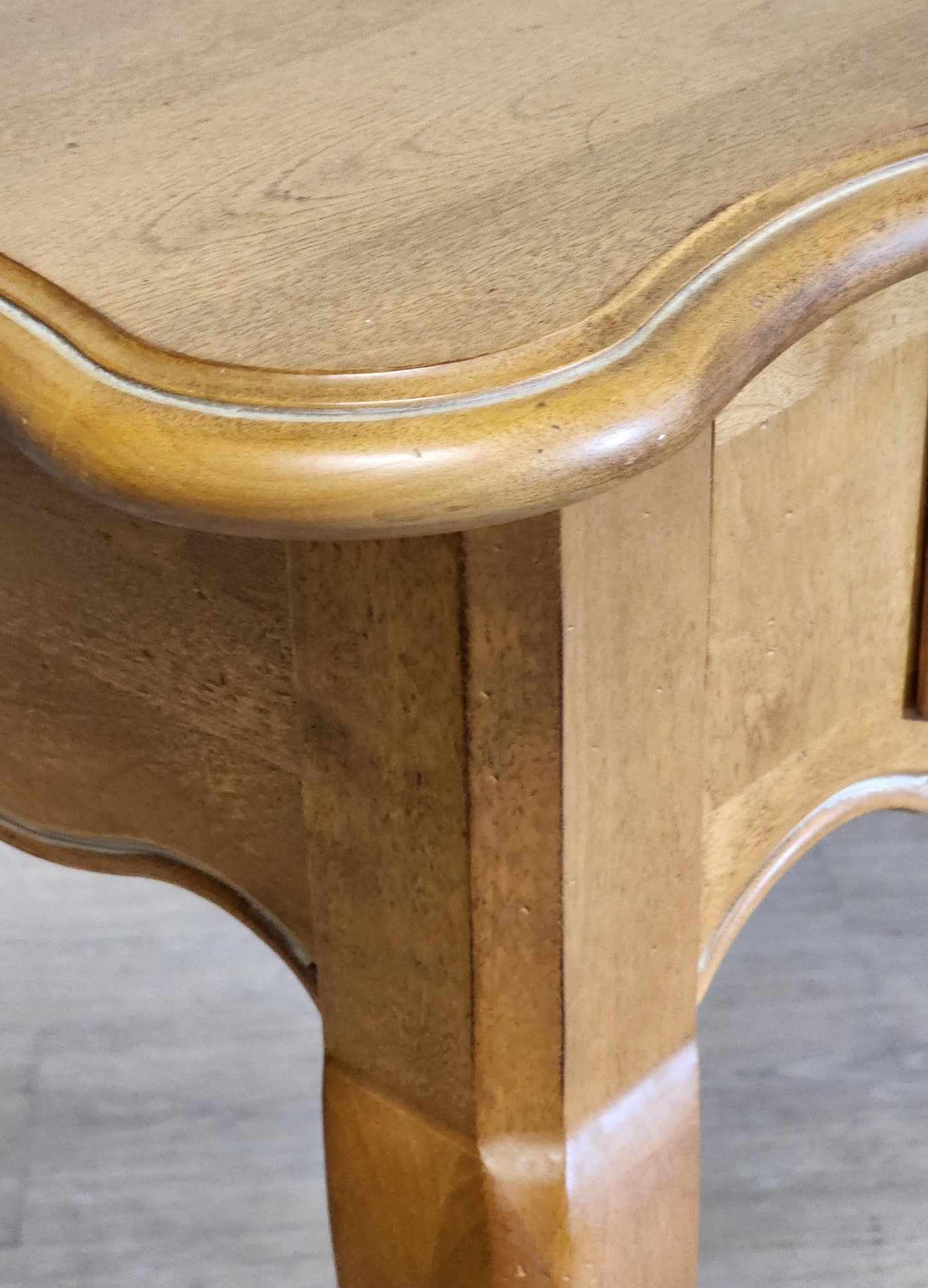Ethan Allen Country French Console Table, Vintage Farmhouse Sofa Table, 26-9201 Finish 246