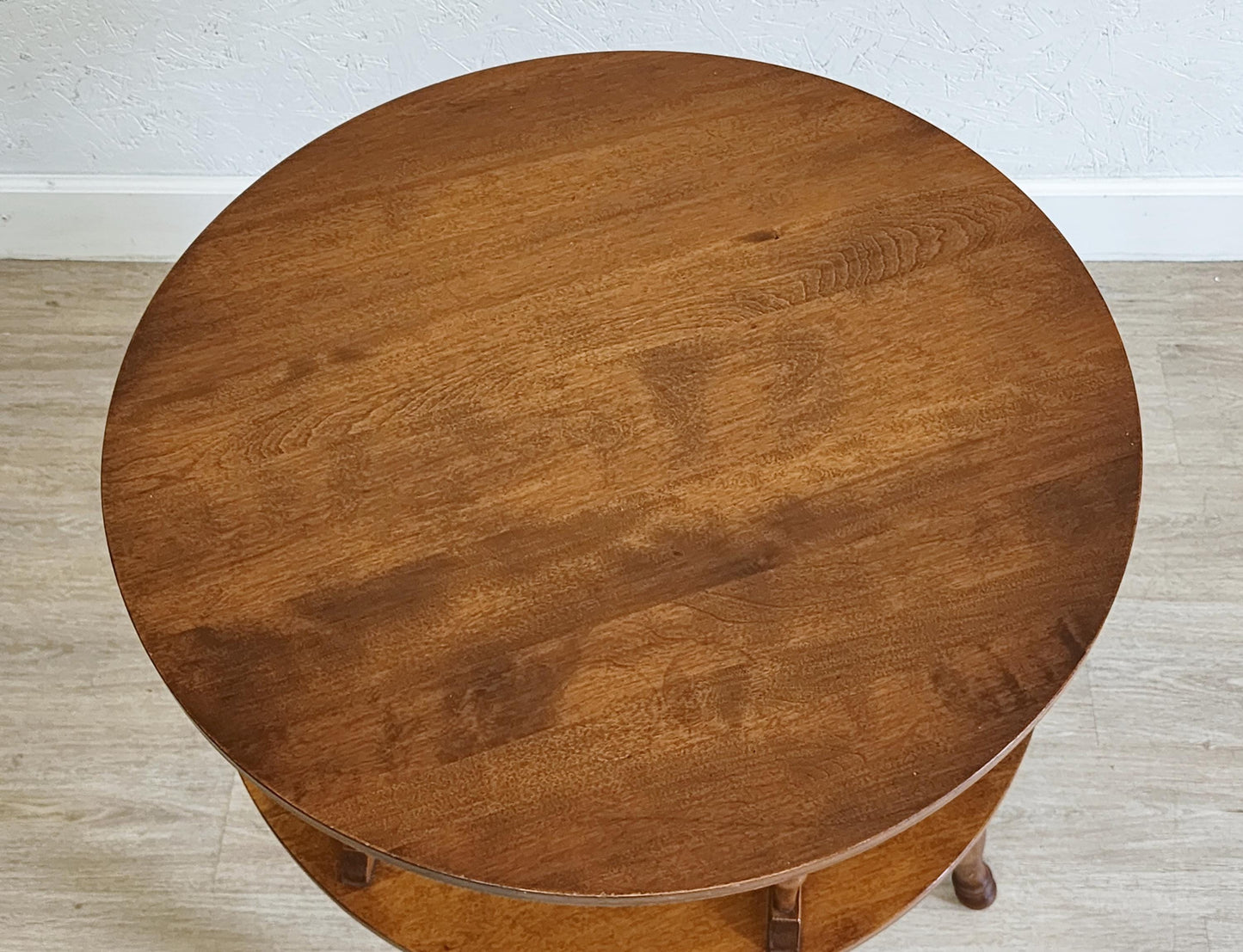  Heirloom Maple Vintage Round Side Table