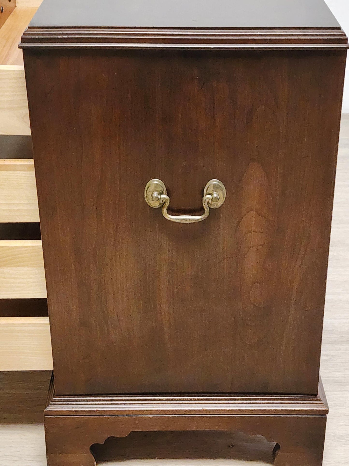 Petite Ethan Allen Georgian Bedside Chest-Traditional 4 Drawer Silver Chest, Nightstand With Brass Handles, Chairside End Table 11-3005