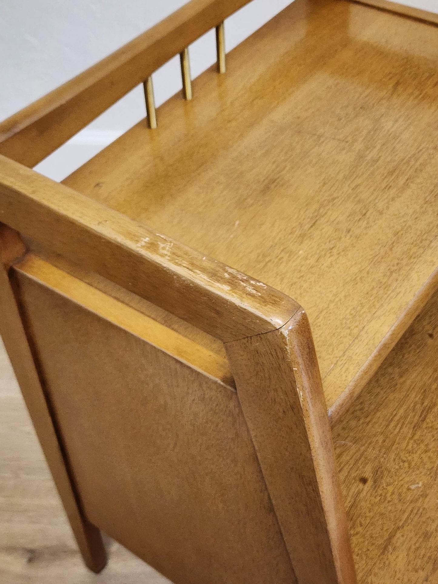 PAIR Kent-Coffey The Goldenaire  MCM NIGHTSTANDS-1950s Retro Solid Wood Kent Coffey Tables