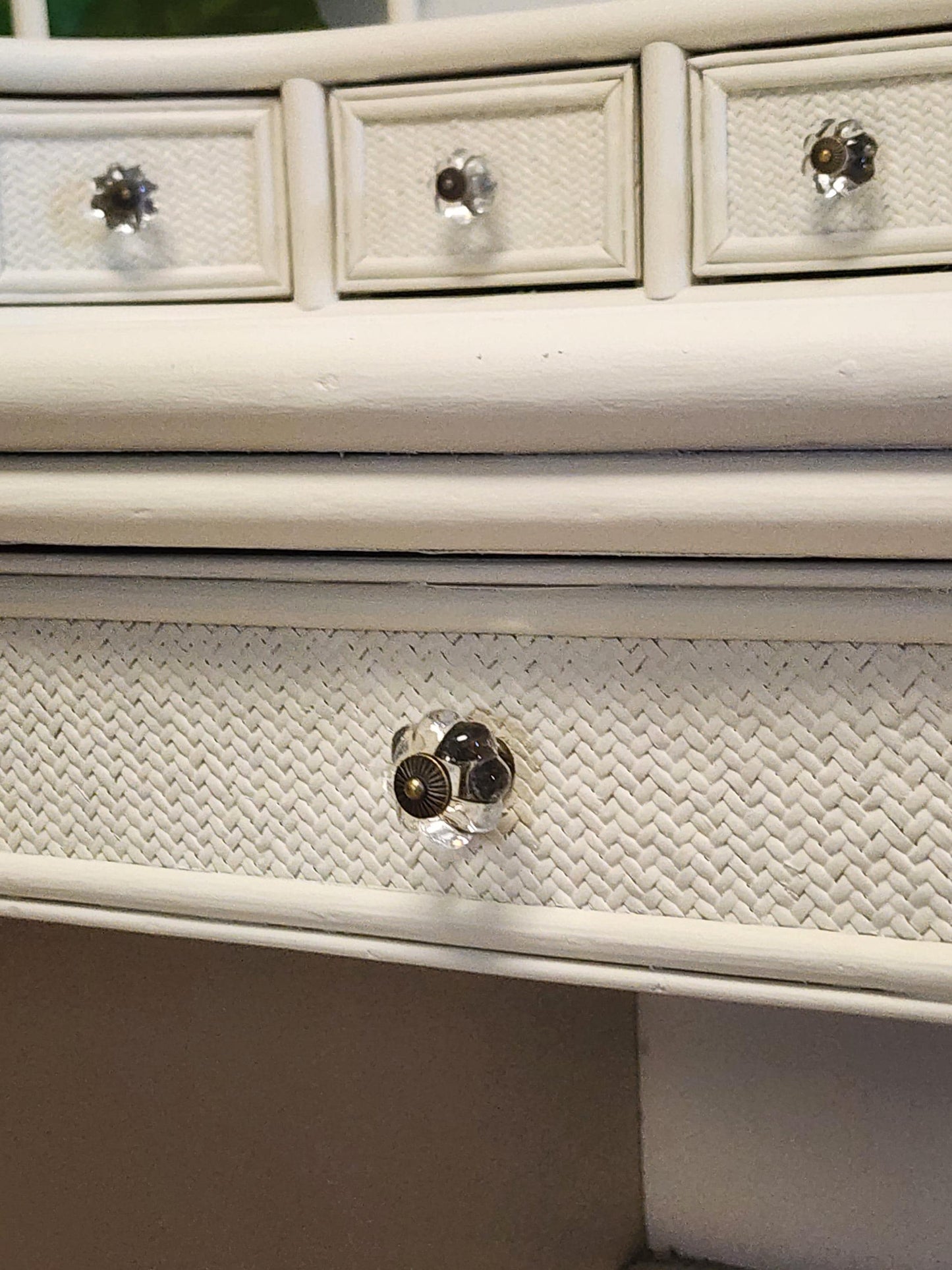 white tropical large desk